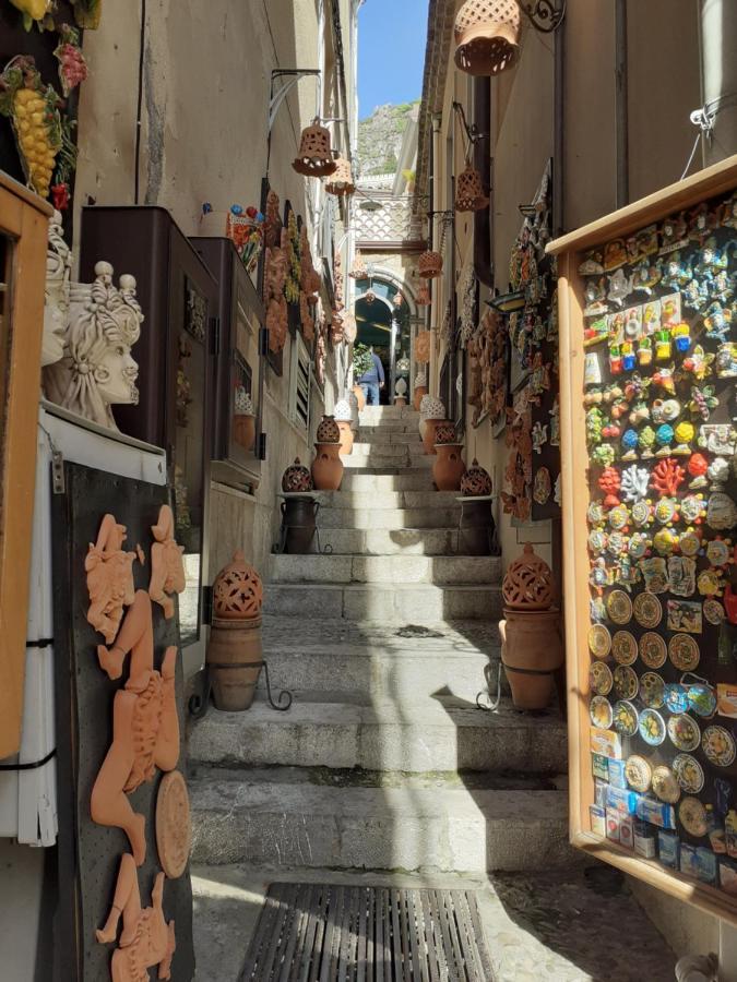 Athena Charming Rooms Taormina Exteriör bild