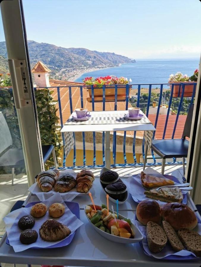 Athena Charming Rooms Taormina Exteriör bild
