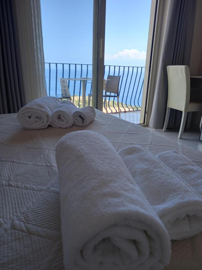 Athena Charming Rooms Taormina Exteriör bild