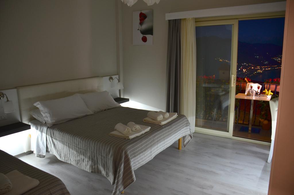 Athena Charming Rooms Taormina Exteriör bild